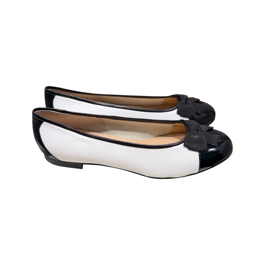 Gabriela / Lorbac | Vernice Nero Dolly