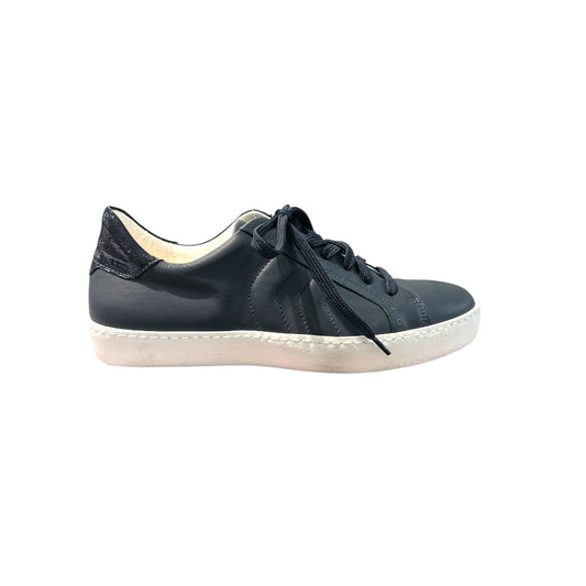 Big Shoes Privé  |  Marine/White Sneaker